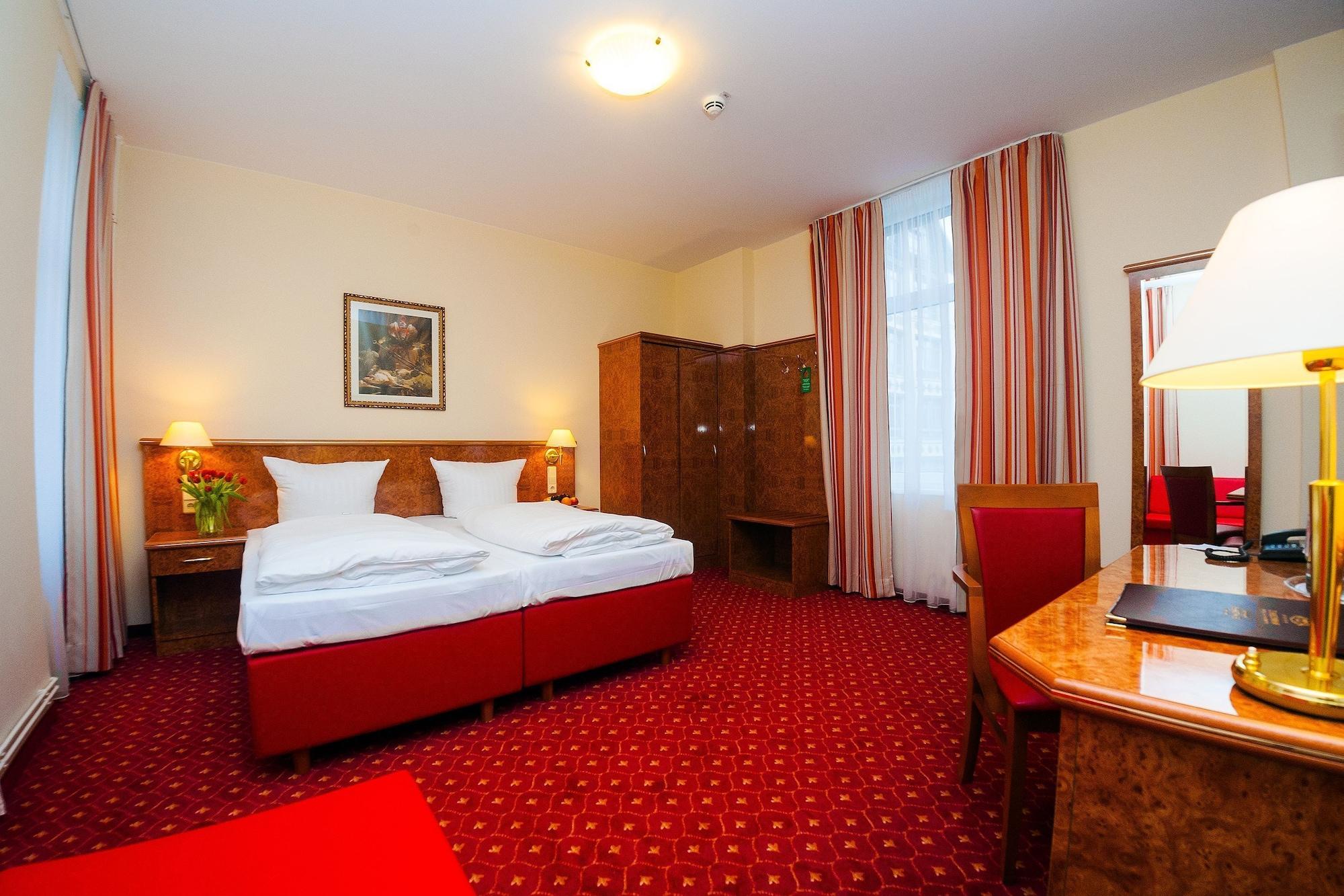 Hotel & Zarenhof Friedrichshain