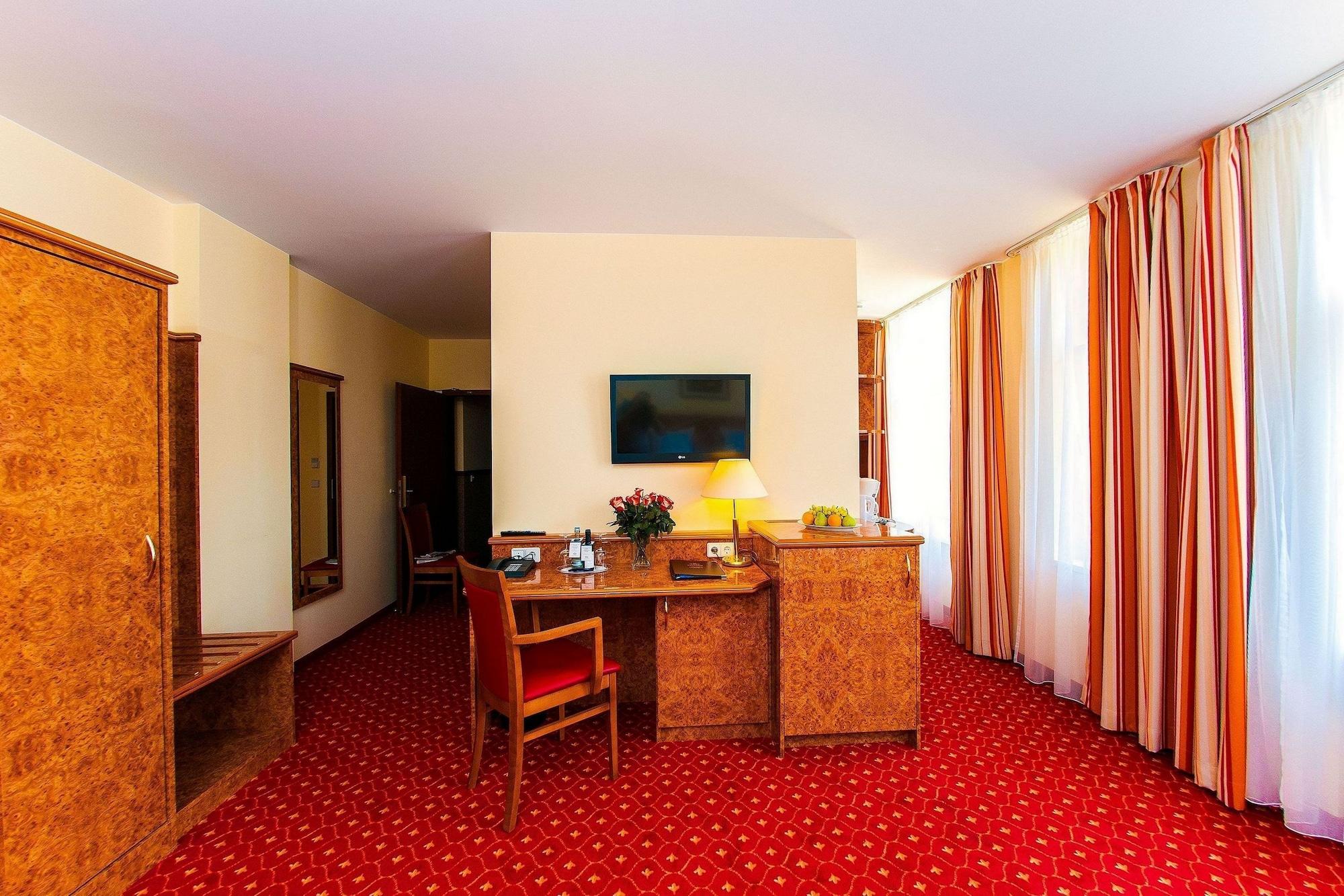 Hotel & Zarenhof Friedrichshain