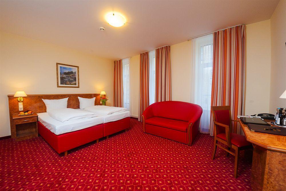 & Zarenhof Friedrichshain Hotel