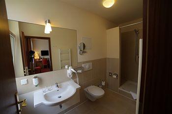 Hotel & Zarenhof Friedrichshain