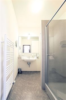 Hotel & Zarenhof Friedrichshain Berlino