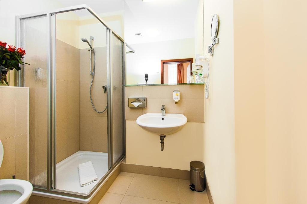& Zarenhof Friedrichshain Hotel 3*